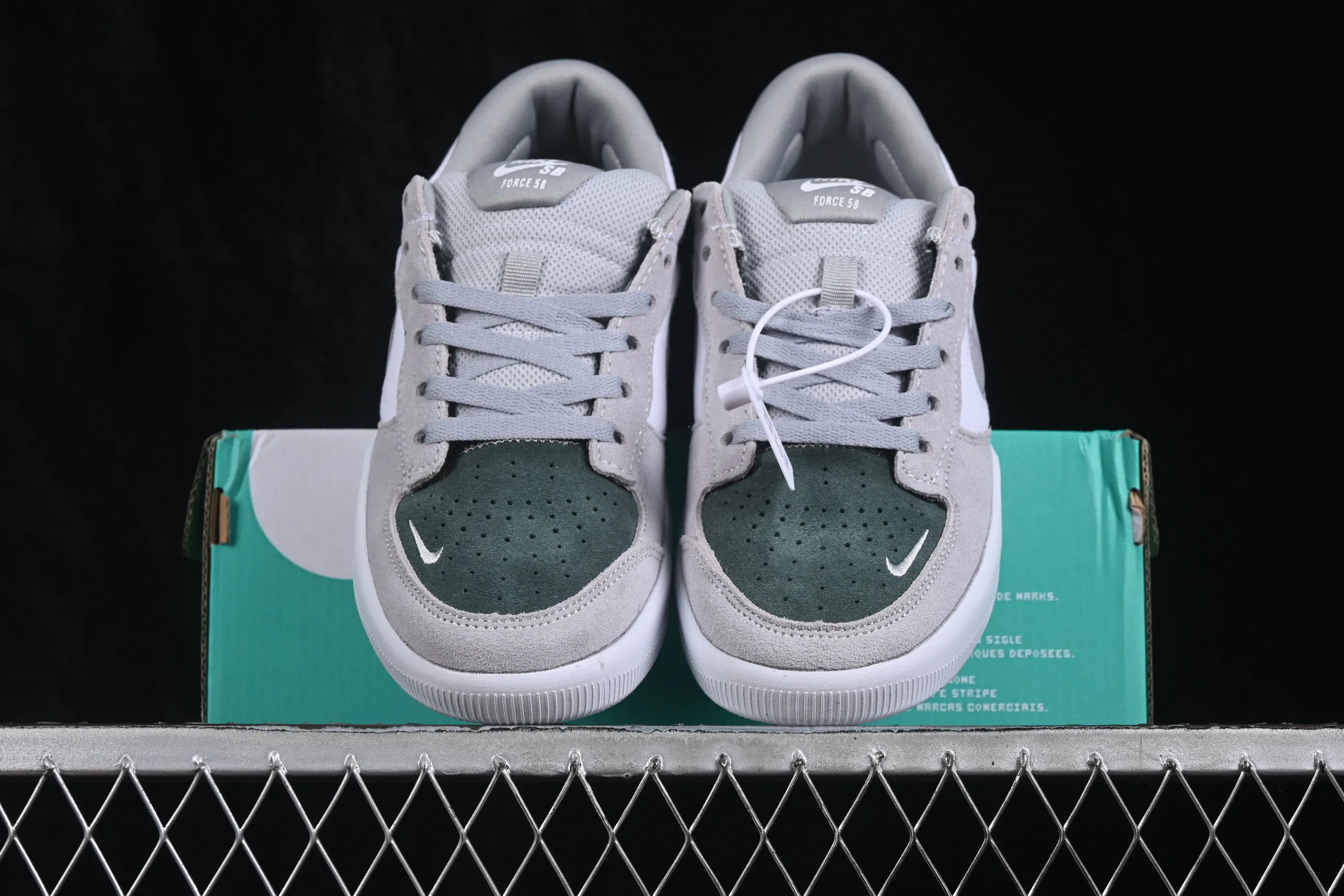 All categories Nk SB Dunk series Nk Force 58 simplified skateboard shoes Nike SB Force 58 Nike simplified retro skateboard shoes DV5477-105